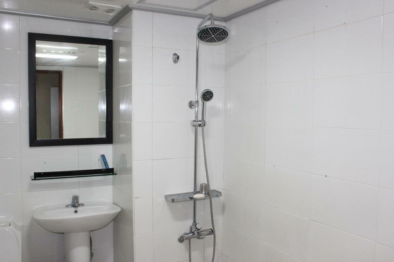 Hyundai Tourist Hotel Jeju Exterior photo